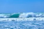10367401-atlentic-ocean-waves-near-biarritz-france